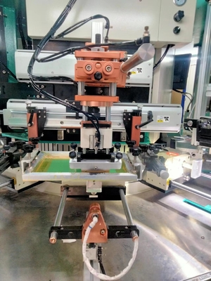 6 χρώματα 70 PCS/Min Αυτοματοποιημένη μηχανή εκτύπωσης με οθόνη UV