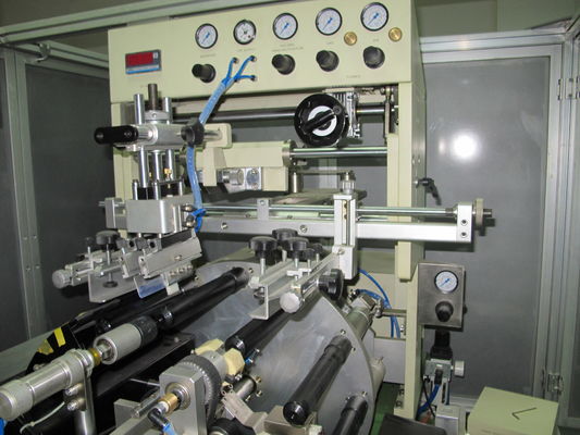 Αυτόματη μηχανή εκτύπωσης οθόνης σωλήνων 6bar 50pcs/Min για το μπουκάλι